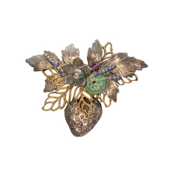 Cara Stimmel Ltd Leaves Strawberry Two Tone Brooch - Picture 5 of 5
